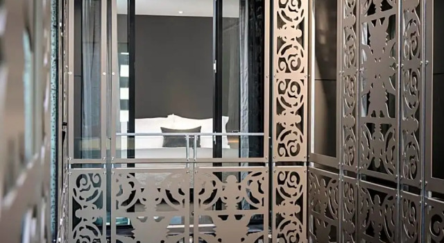 Двухместный люкс с видом на внутренний двор The Melbourne Hotel