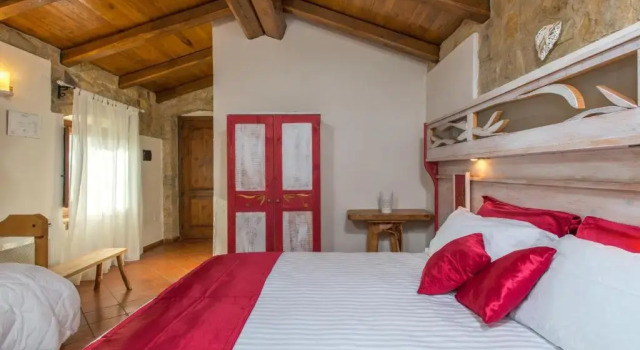 Valle Dell'Aquila Country House, Rezervați Hotel Settefrati 