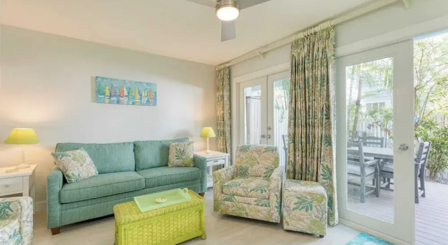 Bahamian Reed by Avantstay Walk to Everything! w/ Community Pool Month Long Stays Only, Забронировать Дом для отпуска Виллы Ки-Уэст, рядом с Harry S Truman Little White House, Вилла