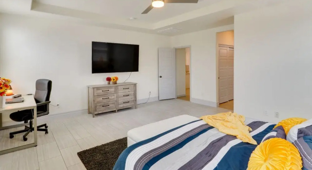 Maricopa Home w/ Heated Pool + Hot Tub!, Book Hotel Hoteller og overnatningssteder i Maricopa, Hotel