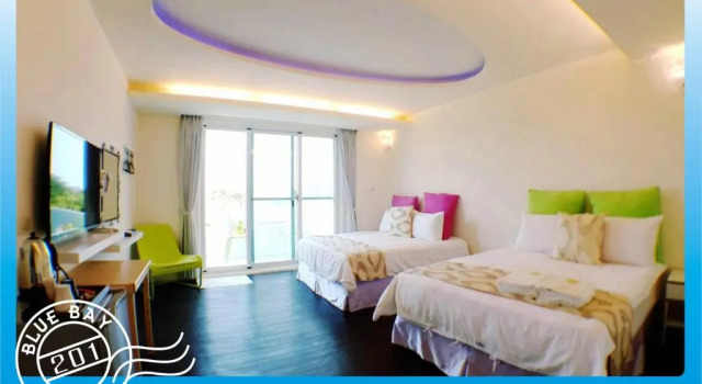 Четырёхместный номер Standard с балконом Kenting Blue Bay Inn