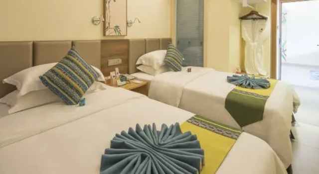 Люкс с 2 комнатами Asia Fuyong Hotel