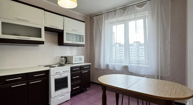 Apartments on Vereskovaya Street, Prenota Appartamento Hotel a Tyumen Region con parcheggio, Parcheggio
