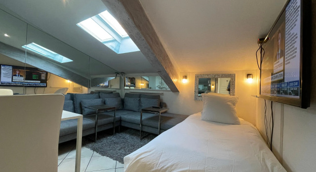 2 room CROISETTE behind CARLTON HOTEL (NEW), Забронировать Отель La Californie Pezou Канны
