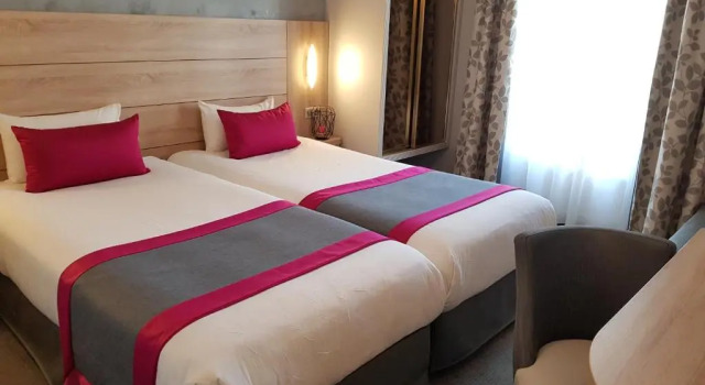 Двухместный номер Superior Hotel Champerret Elysees