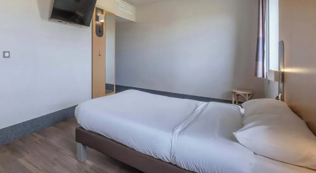 Номер Comfort B&B HOTEL Royan La Palmyre