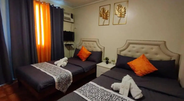 Standardowy czteroosobowy pokój i balkonem O Boutique Hotel Tagaytay