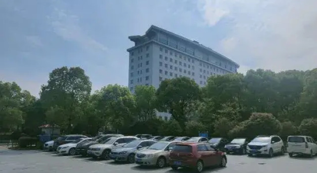 Wright House, Rezerwuj Hotel Yichun Jiangxi