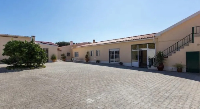House With 3 Bedrooms in São Bartolomeu de Galegos, With Enclosed Gard, Rezervovat Rekreační dům  