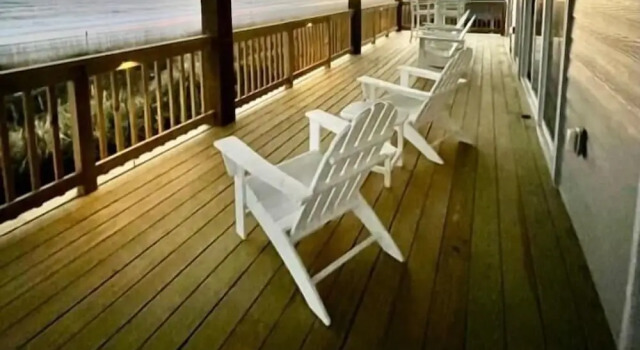 Коттедж с 5 комнатами The Beachcomber 5 Bedroom Home by RedAwning