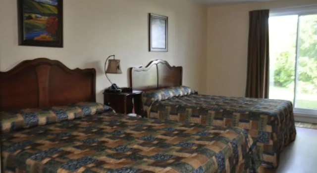 Четырёхместный номер Superior Motel les Pignons Verts