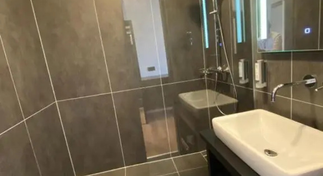Standart çift kişilik oda RINGRAST Hotel