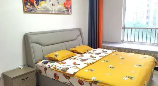 Семейный люкс с 3 комнатами Caihong Homestay