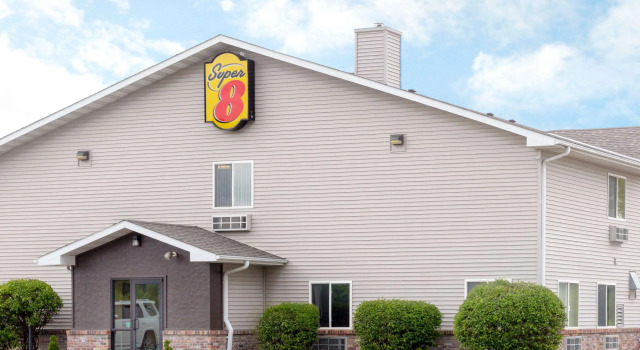 Super 8 By Wyndham Crete, Rezervați Hotel Crete Nebraska