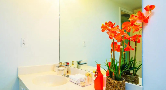 Апартаменты Sunny Isles Ocean Reserve Condo Apartments