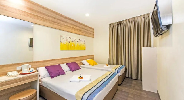 Трёхместный номер Standard Hotel 81 Dickson