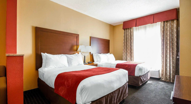 Doppel Suite Rodeway Inn & Suites