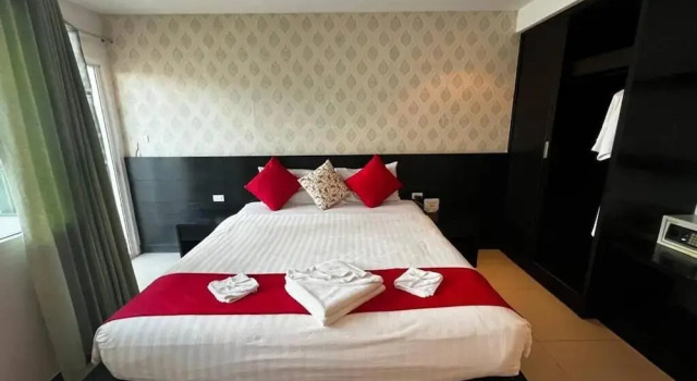 Amara APK Resort and Spa, Забронировать Курортный отель Отели острова Пхукета с бассейном, Бассейн