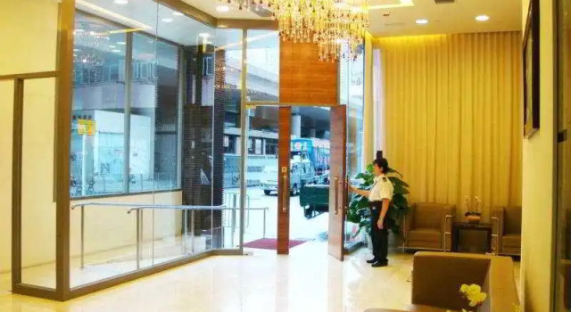 Olympic Terrace Suites, Rezerwuj Hotel Hotele w Hongkong z parkingiem, w pobliżu MTR Olympic Station, Parking