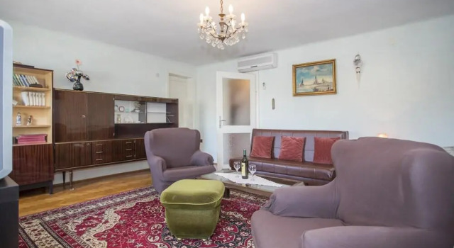 Apartments Crevatin, Забронировать Апартаменты/квартира Отели Ровинь с парковкой, рядом с Church of Saint Benedict Rovinj, Парковка