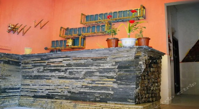 98 Climbing Hostel