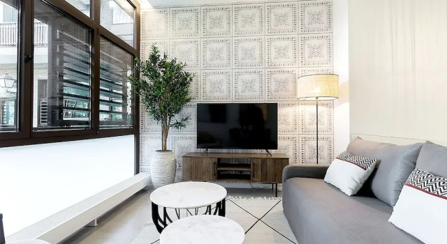 Modern 2 BD Duplex in Front of Atocha Train Station Atocha II, Забронировать Отель Мадрид Провинция Мадрид, рядом с Дом-музей Лопе де Вега