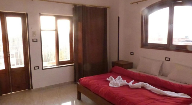 Thebes Hotel Luxor, Rezervovat Hotel West bank Luxor