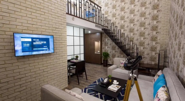 Re Young Loft Hotel