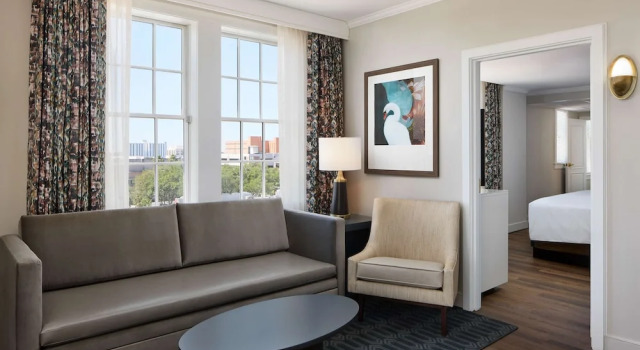 Люкс c 1 комнатой с видом на озеро The Terrace Hotel Lakeland, Tapestry Collection by Hilton
