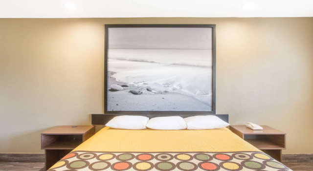 Super 8 by Wyndham National City Chula Vista