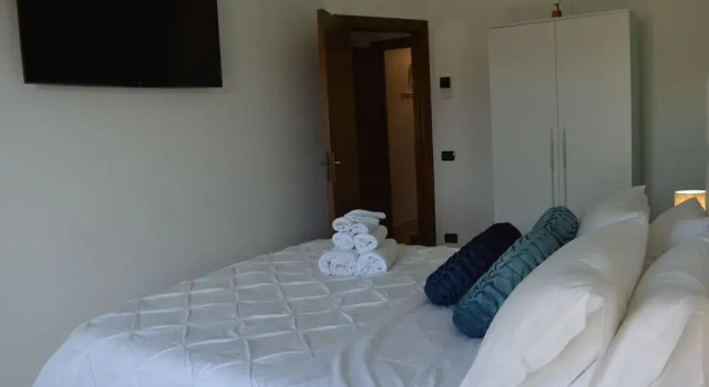Семейные апартаменты с балконом и с видом на горы Emerella Guest House Siderno Beach