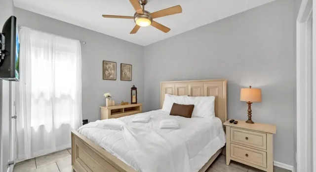 Spacious 6 Bedroom 3 5 Bath Villa Near Disney