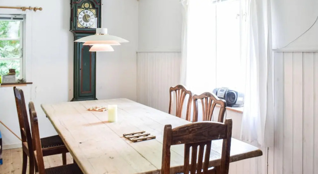 Amazing Home in Brösarp With 3 Bedrooms, Book Hotel  