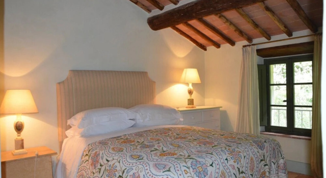 Beautiful Restored Farmhouse, Buchen Sie Villa Villen in Sovicille, Villa
