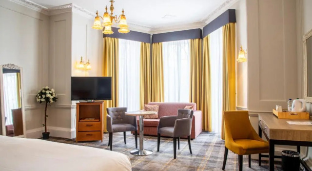 Номер Executive Arnos Manor Hotel