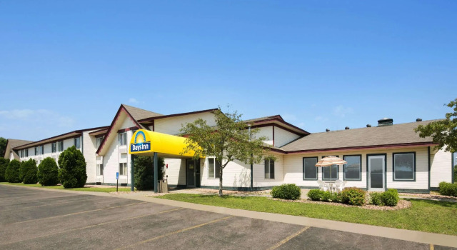 Номер Standard Days Inn by Wyndham Hinckley