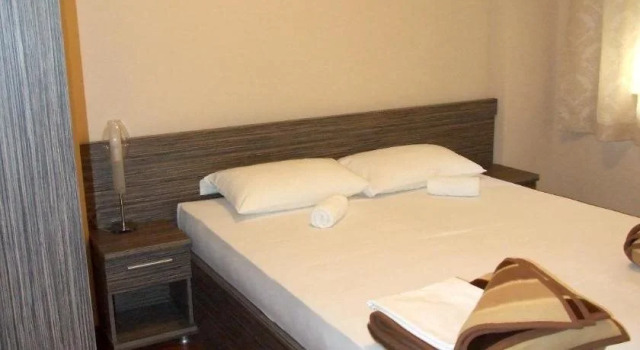 Beachfront Apartments Oaza 2, Book Apartment Petrovac na Moru 