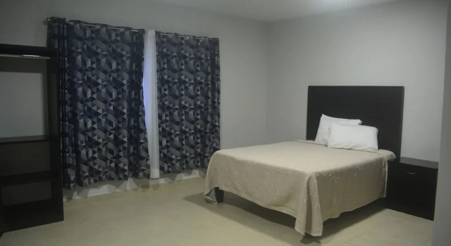 Номер Standard Hotel Tampico Express