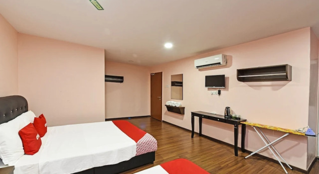 Люкс OYO 90578 Seri Mawardah Hotel