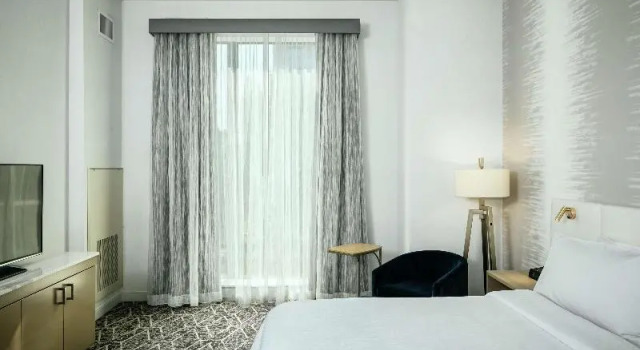Номер Standard Hilton Garden Inn Seattle Bellevue Downtown, WA