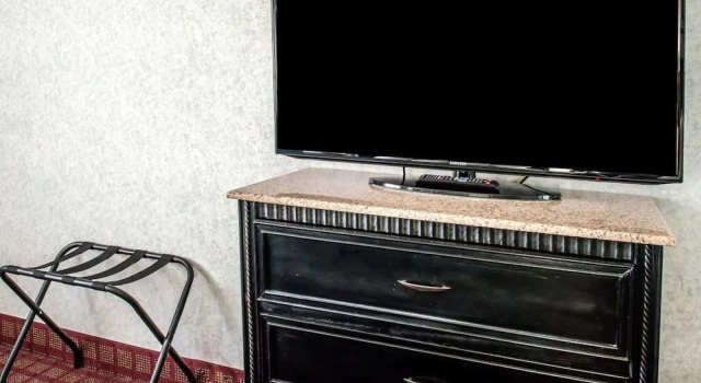 Одноместный люкс Business Quality Inn & Suites Gibsonia - Pittsburgh North