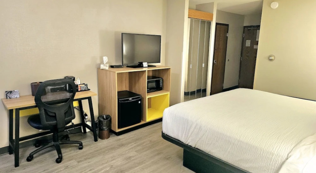 Двухместный номер Standard Days Inn by Wyndham Rolla