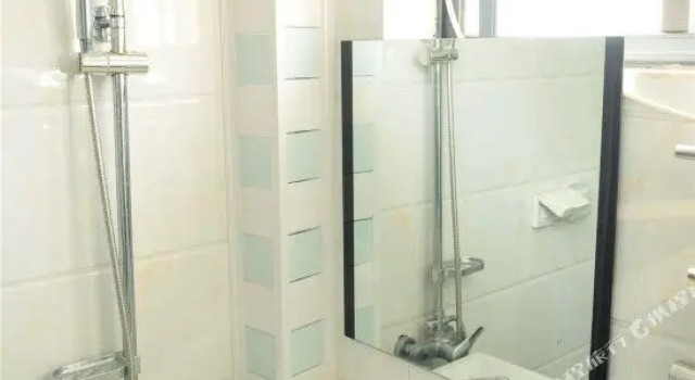 Xizhou Yun'er Fishing House Inn, Book Hotel Hotels in Xizhou with Parking, Parking
