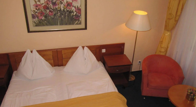 Hotel Amadeus, Reservar Hotel Prague 02 Praga, perto de Porta do Pico