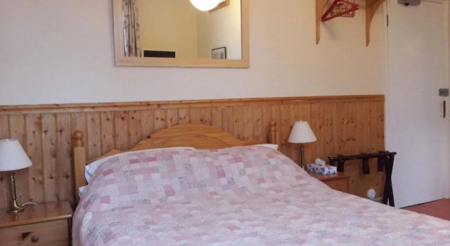 Acorn Guest House