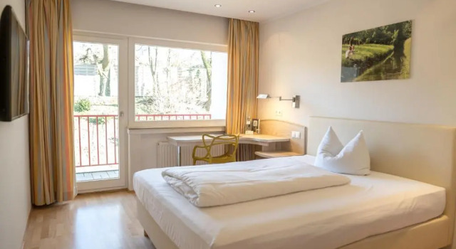 Двухместный номер Economy Landidyll Hotel Restaurant Weidenbrück & SPA