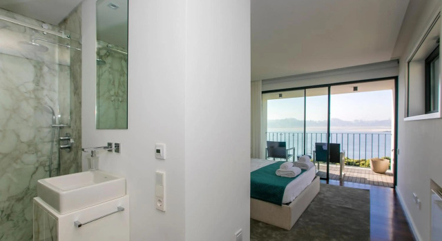 LovelyStay - Luxury 2BR Duplex Apartment in Foz Porto