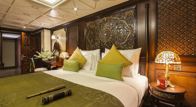 Двухместный номер Executive с балконом Heritage Line Anawrahta Cruise
