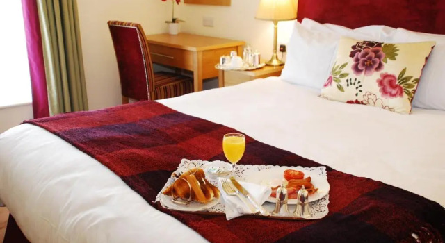 Семейный номер Standard Caseys Hotel