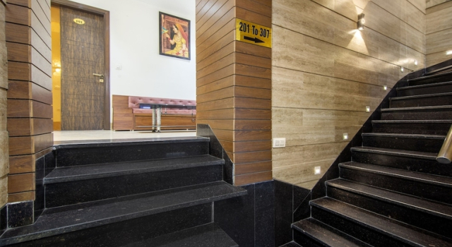 Itsy Hotels Sehdev Residency, Near Golden Temple, Book Hotel Amritsar Punjab